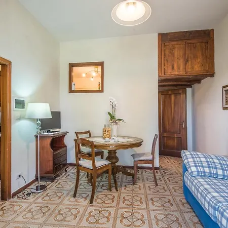 La Casina Di Radi