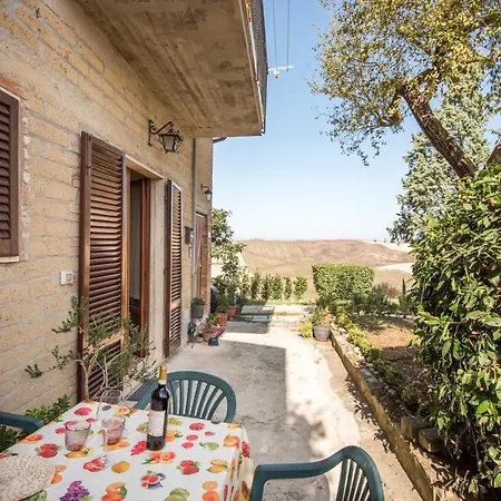 La Casina Di Radi *